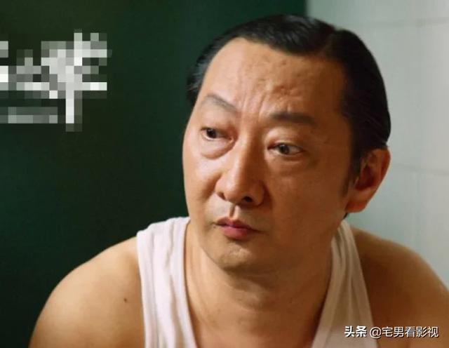 那些长相“奇丑”的明星，年轻时都是高颜值，