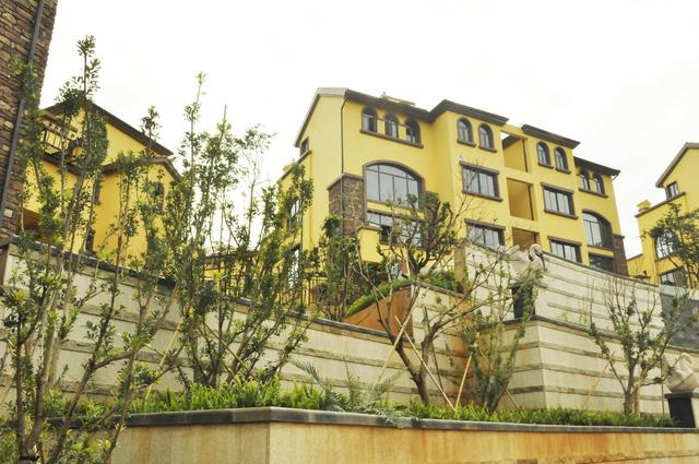 宜良一中旁现房纯墅区均价5888元/平米起 如今库存仅剩三分之一