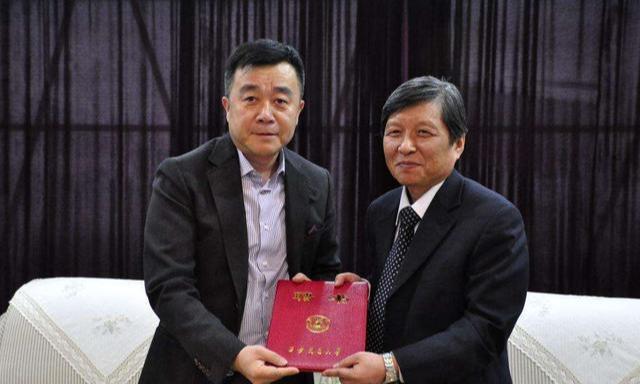 东北王倒下，百亿蒸发，医药帝国轰然倒塌！只因这俩字