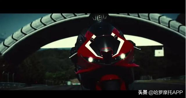 迟来的爱！本田正式发布2021款CBR600RR 复活改款