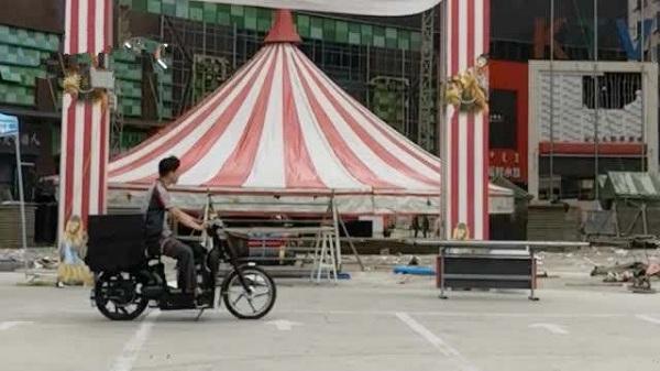 演员|身亡杂技演员家属不接受50万赔偿 只因有女儿要抚养