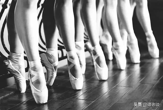 芭蕾舞初学者应穿哪种鞋?它们分别叫什么和区别是什么