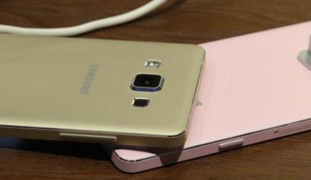 三星Galaxy A3智能手機評測——炫酷的外形和超強的防水功能