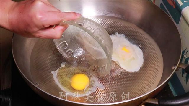 為什么飯店的水臥荷包蛋又圓又好看？關(guān)鍵是這3招，一般人都不會(huì)