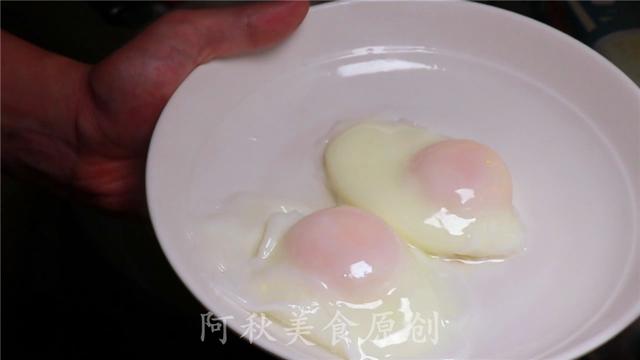 為什么飯店的水臥荷包蛋又圓又好看？關(guān)鍵是這3招，一般人都不會(huì)