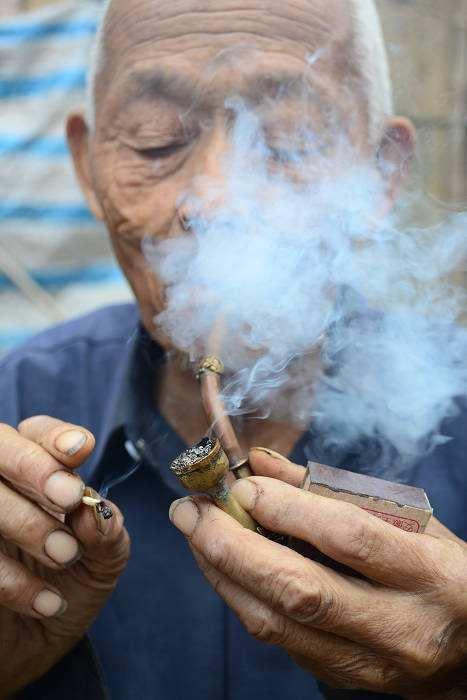 借种什么意思(老婆借种是什么意思)