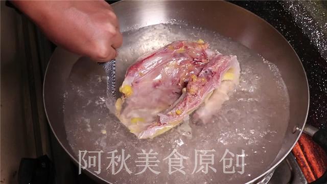 教你白切鸡皮弹肉脆诀窍，关键是这一步，一般人都没做过，收藏了