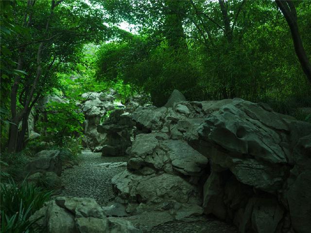 這般雋永詩意的中式古建，檐牙高啄，襲襲古風