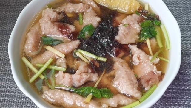 瘦肉这样做太好吃了，做法简单，吃起来Q弹爽滑，一次能吃两大碗