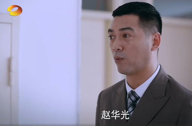 《以家人之名》剧透，贺子秋9年不回家另有原因？编剧出来挨打