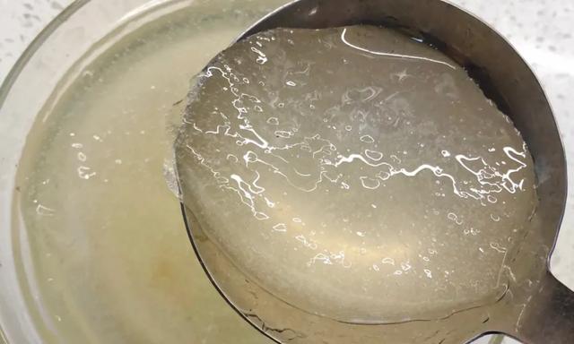 手搓冰粉的“保姆级教程”传统老式味道，夏季消暑必备