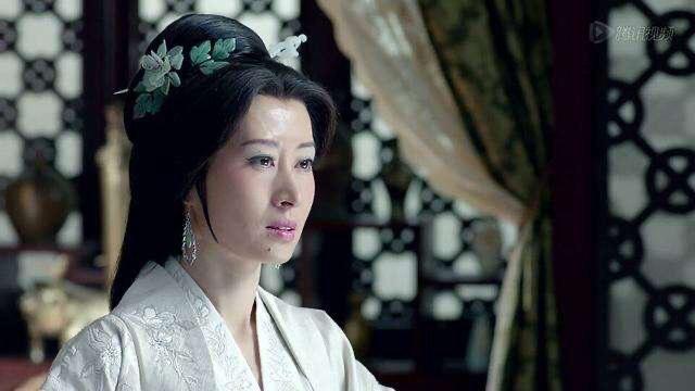 37岁离婚44岁重回巅峰，中年叛逆的刘敏涛成女演员千万直拍第一人