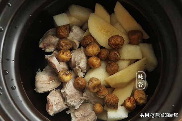 立秋了，广东妈妈常用这两种水果煲汤，清甜甘润，去秋燥不上火