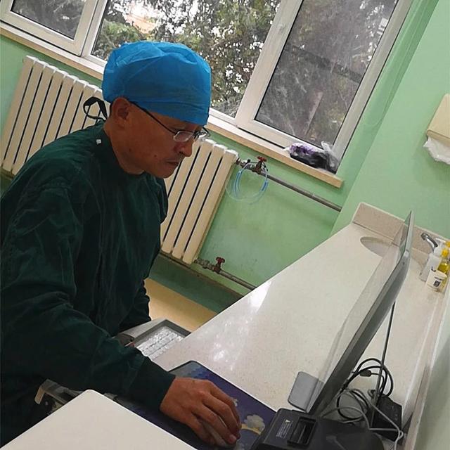 致敬医师节 | 崔传江：认真对待每一副义齿，就是尊重每一位患者