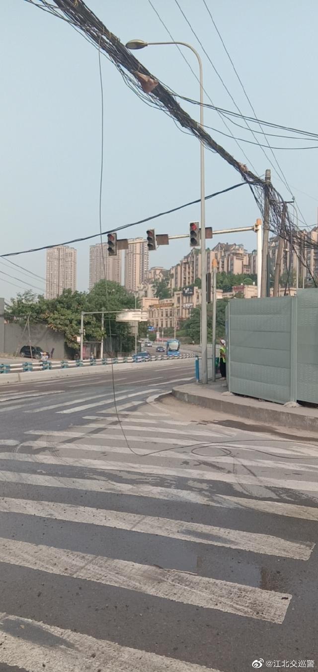 交通|出行提示：谨慎驾驶，确保行车安全