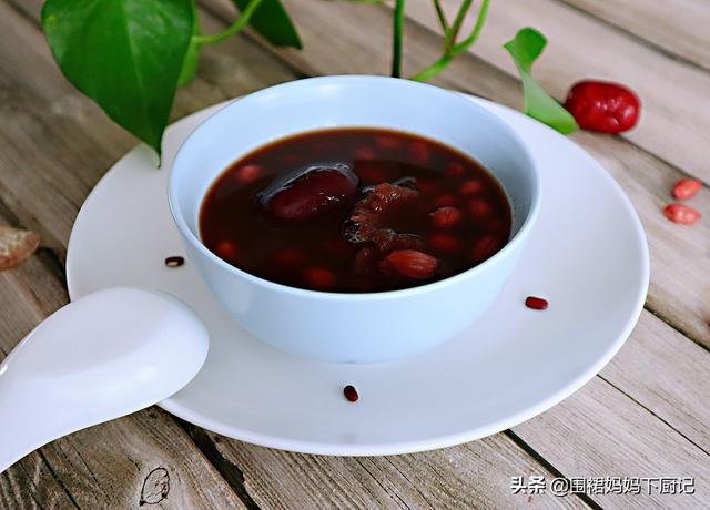 谁知道用红糖,红枣,花生,枸杞,红豆俗称五红熬汤吃了有什么副作用么