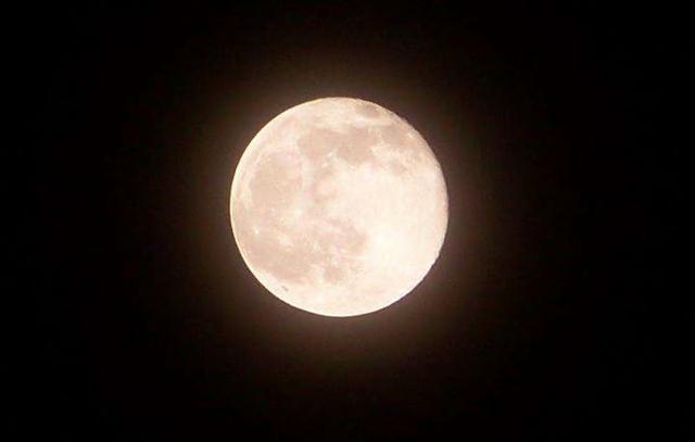 月白风清是什么意思(月白风清的清怎么理解)