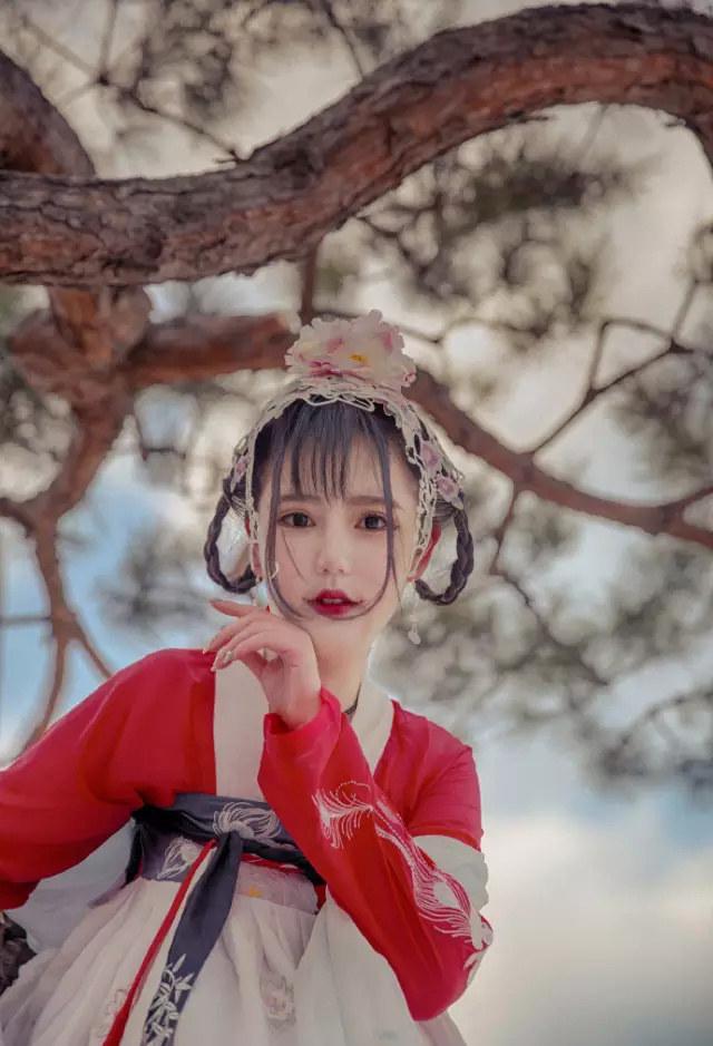一眼万年是什么意思一眼万年形容什么意思