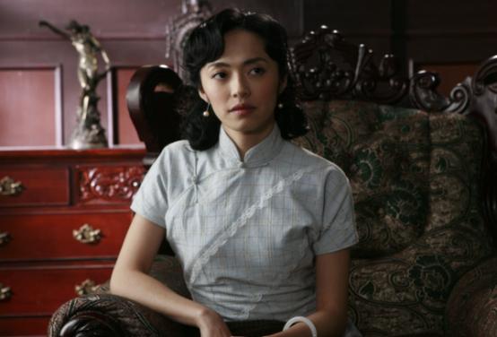 沈腾问姚晨大嘴怎么没了，是不是整容了？姚晨