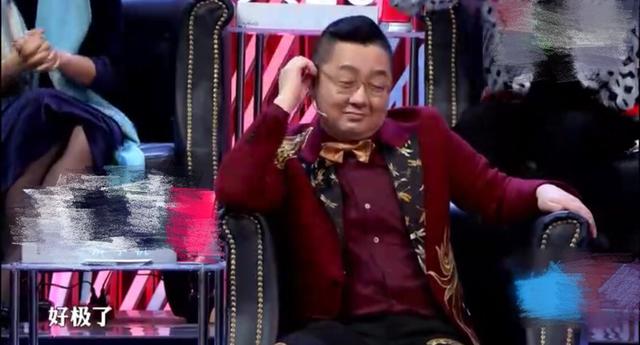 央视张泉灵近况曝光，笑容灿烂保养得当，14岁儿