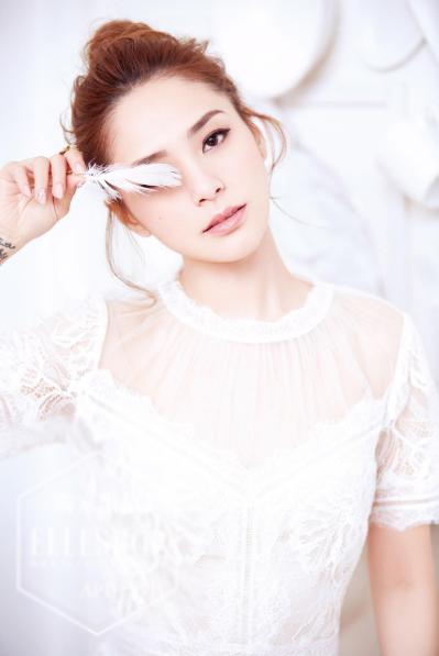 赖弘国删除和阿娇有关的微博并取关，女方依旧关注对方