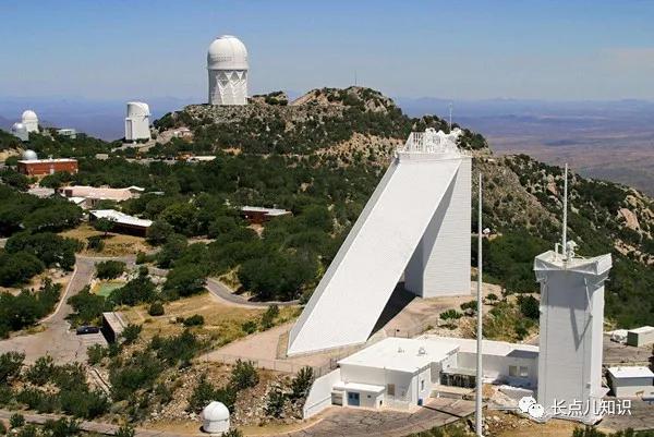 天文观测台设在山上是为什么
