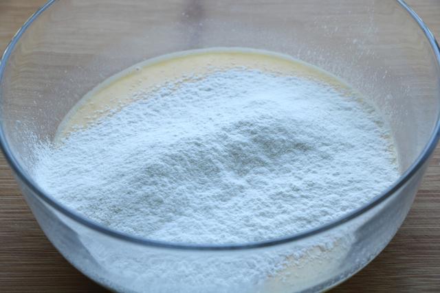 立秋必备的甜点，平底锅就搞定，简单超好吃，学会在家就能做