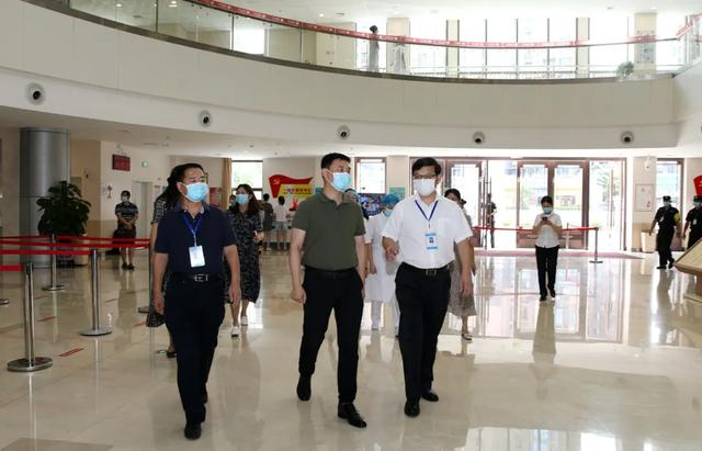 中共南昌市委卫生健康工作委员会书记雷强莅临南昌市第三医院调研