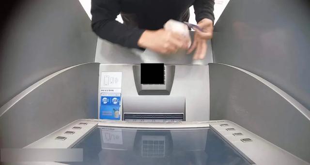 法制|“乘风破浪的小姐姐”为 “披荆斩棘的小哥哥”设下的圈套