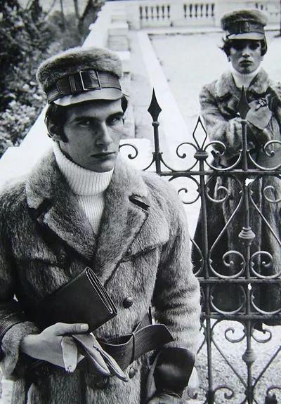 FENDI 从靠皮草起家到放弃皮草市场，如今靠跟随潮流又红了一波