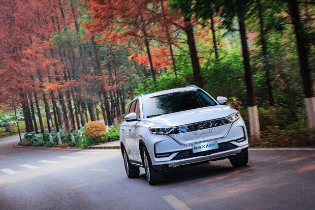 开启长安欧尚X7纯电时代，长安欧尚X7 EV 15.99万起心动上市