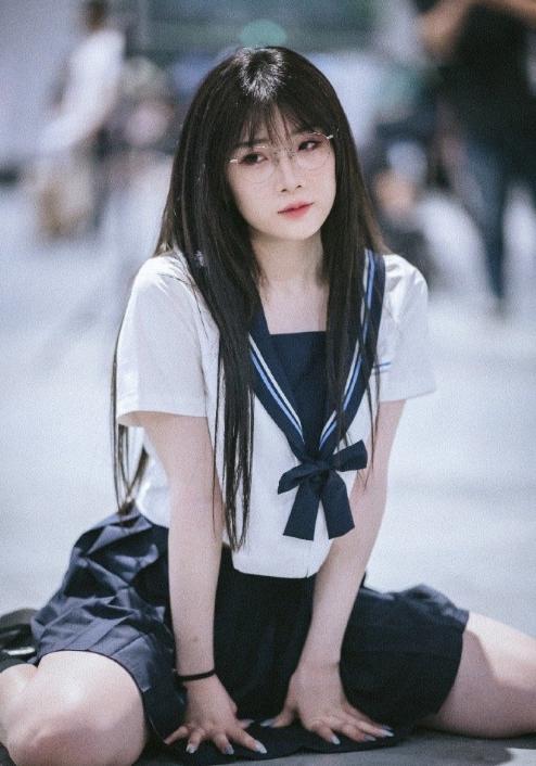 Jk少女漫展故意拍摄走光 现场不雅照流出 女大学生当事人致歉 其他 蛋蛋赞