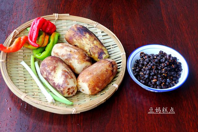 每到8月，我家必做这下饭小菜，咸香脆爽，比肉受欢迎