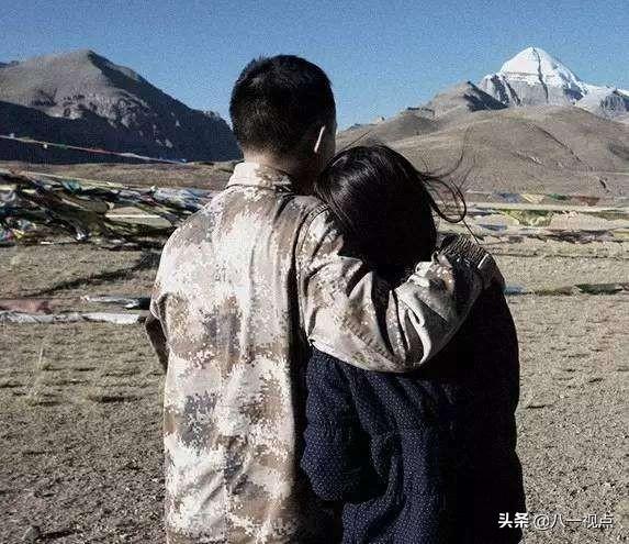 班长，我在营区等你！