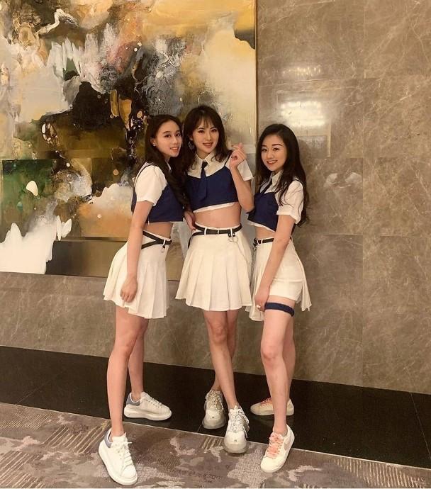 回应|赌王四太回应何超欣组女团 她们玩玩而已