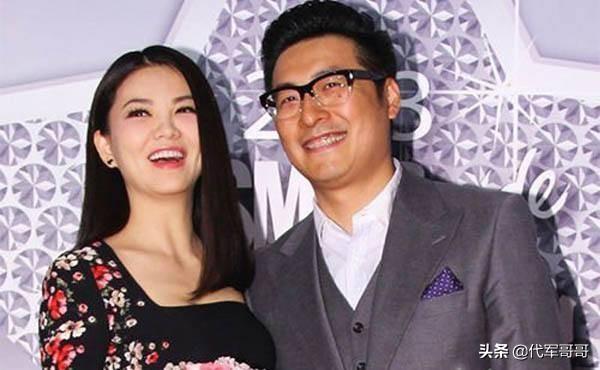 王岳伦深夜与美女壁咚，再陷出轨绯闻？吃瓜网友都在等李湘的解释
