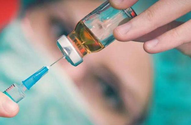 疫情年底有望结束？特朗普记者会宣布，14个疫苗