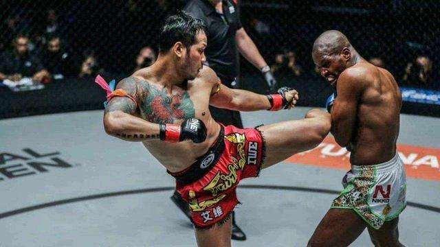 肥鸭是怎样炼成的雅桑克莱坦言初学泰拳时的辛酸经历