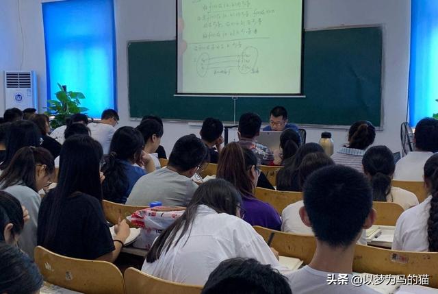 高考生注意：报考这8个专业，不是真的感兴趣学不好，填报要慎重