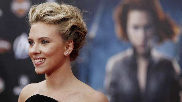 刘亦菲《花木兰》、斯嘉丽《黑寡妇》，两部大