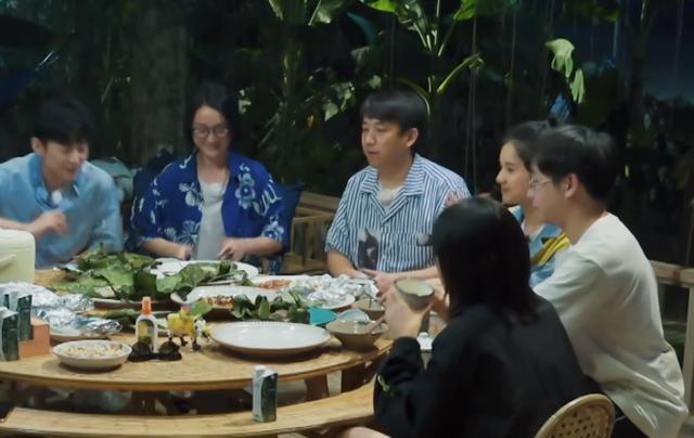 黄磊在综艺里表现是不妥，但不至于人品出问题