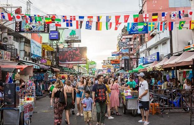 拒绝日本德国，果断将417亿“大单”给中国，如