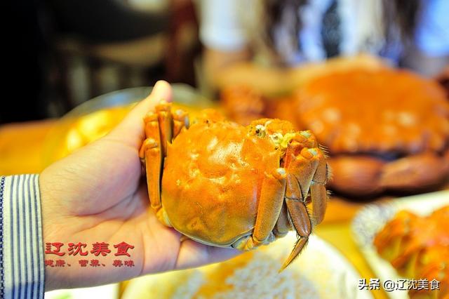 吃螃蟹要防寒，四个不能吃的部位，知道在哪里吗？