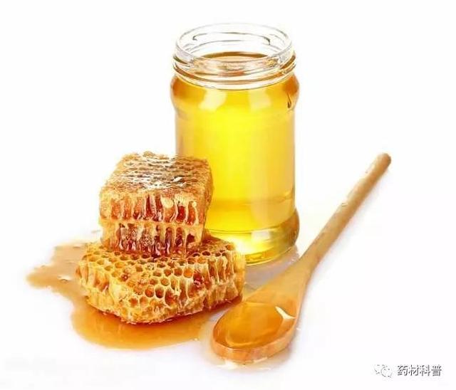 蜂蜜水什么时候喝效果最佳(喝蜂蜜水的4大禁忌)