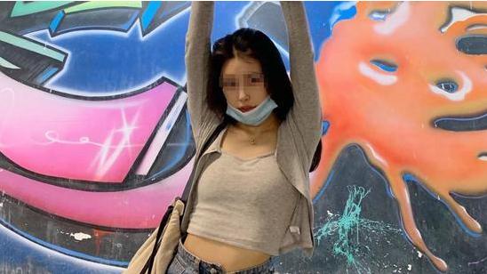 自从得知女儿失踪,李月的父母再没睡过一个安稳觉,一个多月了,李月