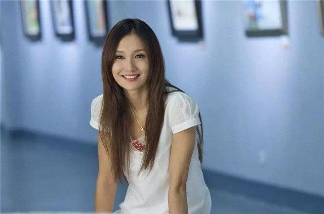 反转了？牛萌萌否认吸毒被抓，感情史异常丰富