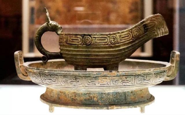 盥是什么意思盥洗室是什么意思