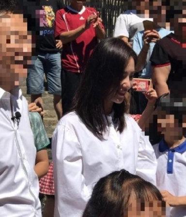 刘诗诗心连心公益活动录制路透图，少女满满，状态也太可了