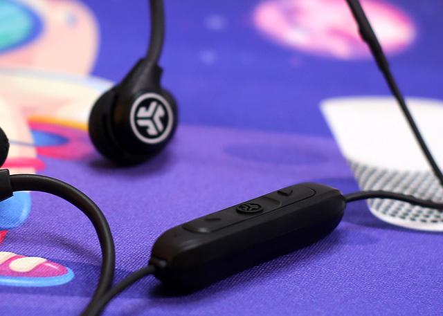 一路歌声相伴，JLab Fit Sport 3无线蓝牙耳机更懂您