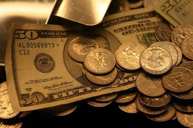 今年中国GDP增速远超美日，经济学家：中国GDP将